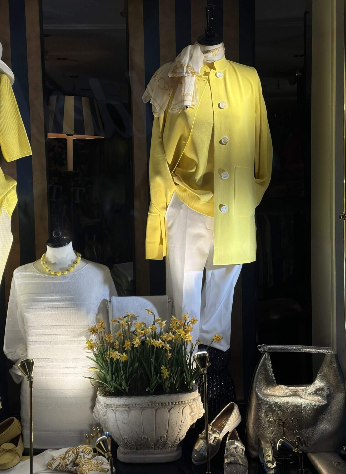 vesten op maat verkrijgbaar bij Modici laren