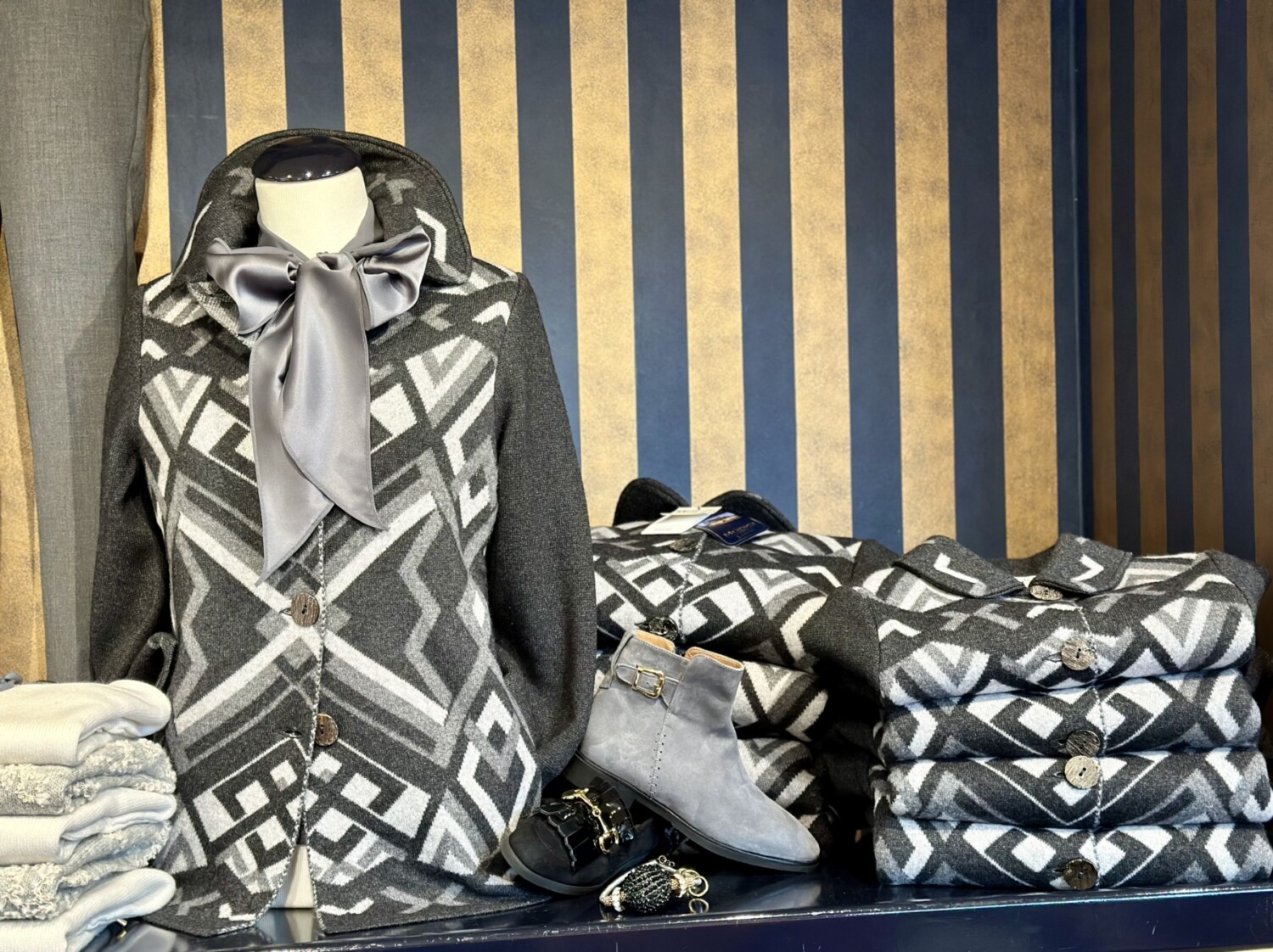 luxe vesten van foresti verkrijgbaar bij dames mode modici laren