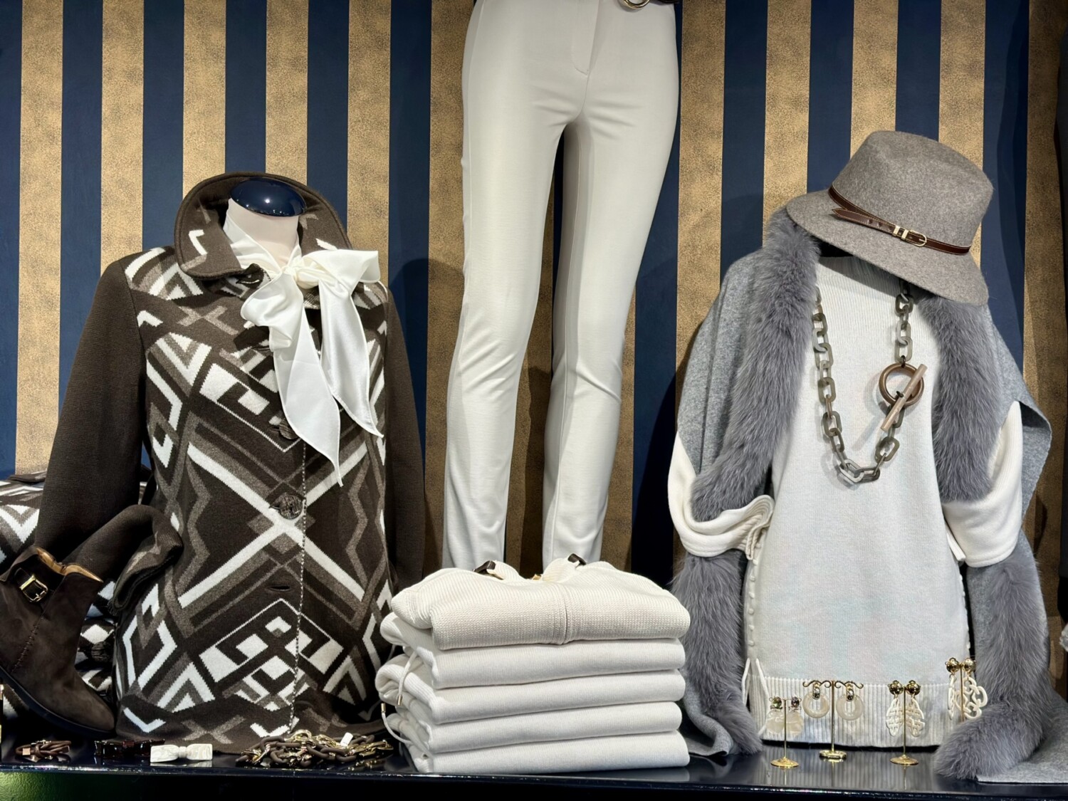 exclusieve dames mode verkrijgbaar bij dames mode modici laren