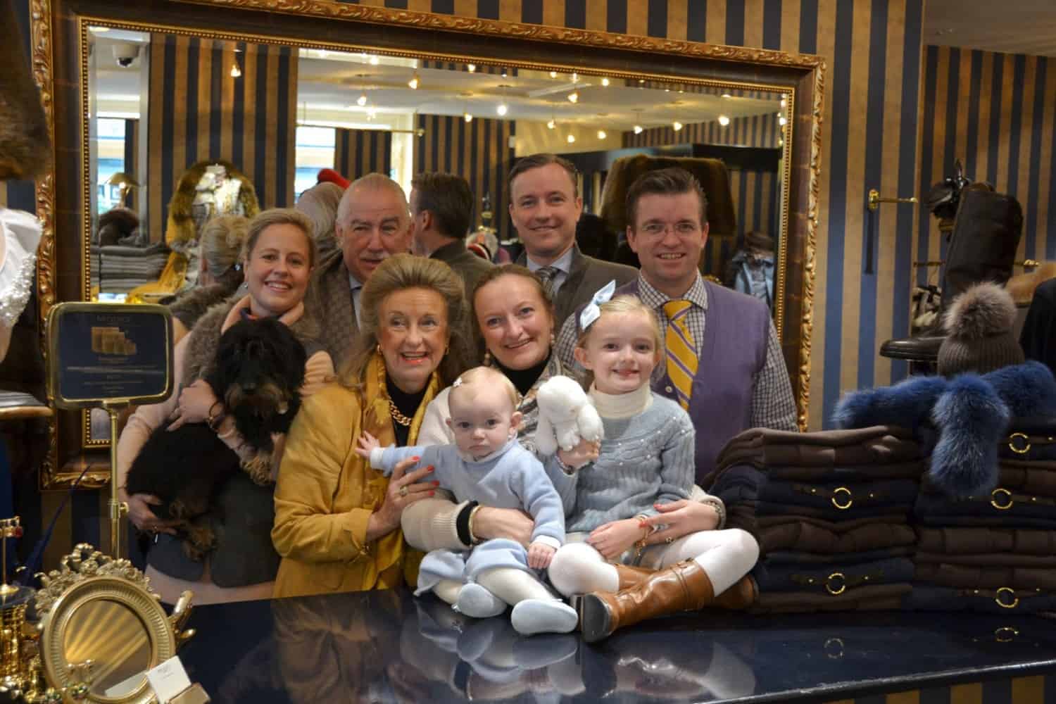 Damesmodewinkel Modici in Laren Nh - Familie bedrijf met persoonlijke service