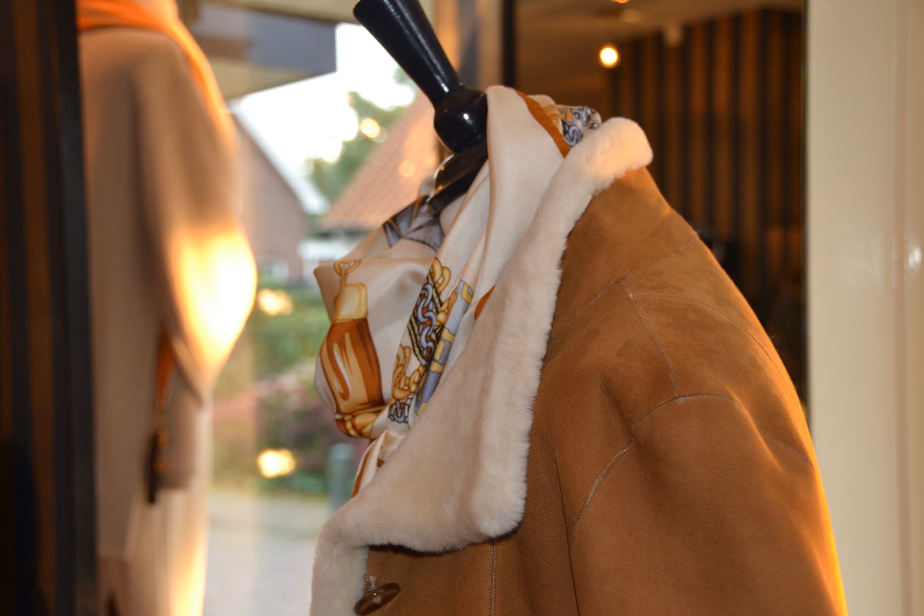 Lammy coat – Lammy Jas bij Modici damesmode in Laren Nh Lammy coat - Lammy Jas bij Modici damesmode in Laren Nh